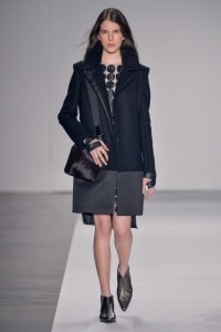 Desfile Glória Coelho Inverno 16 - Pétalas