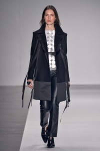 Desfile Glória Coelho Inverno 16 - Pétalas