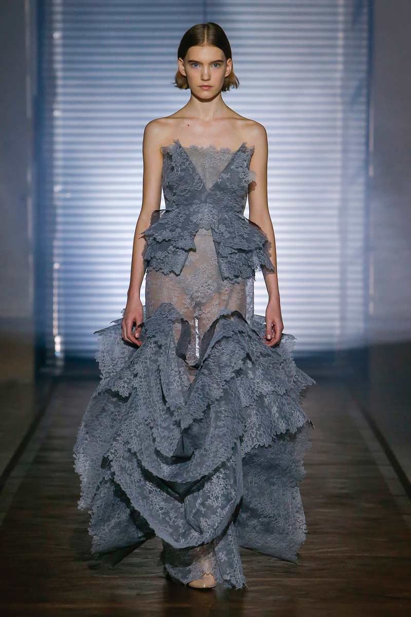Desfiles da Alta Costura em Paris - Givenchy (foto: reprodução)