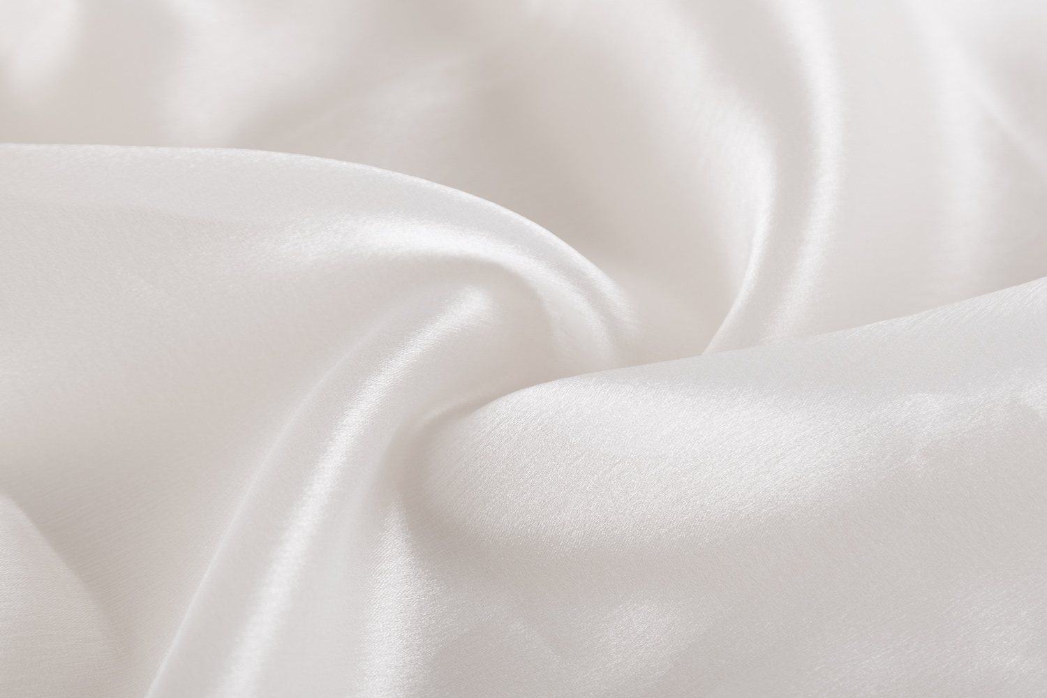 organza_glow_3951_off_white