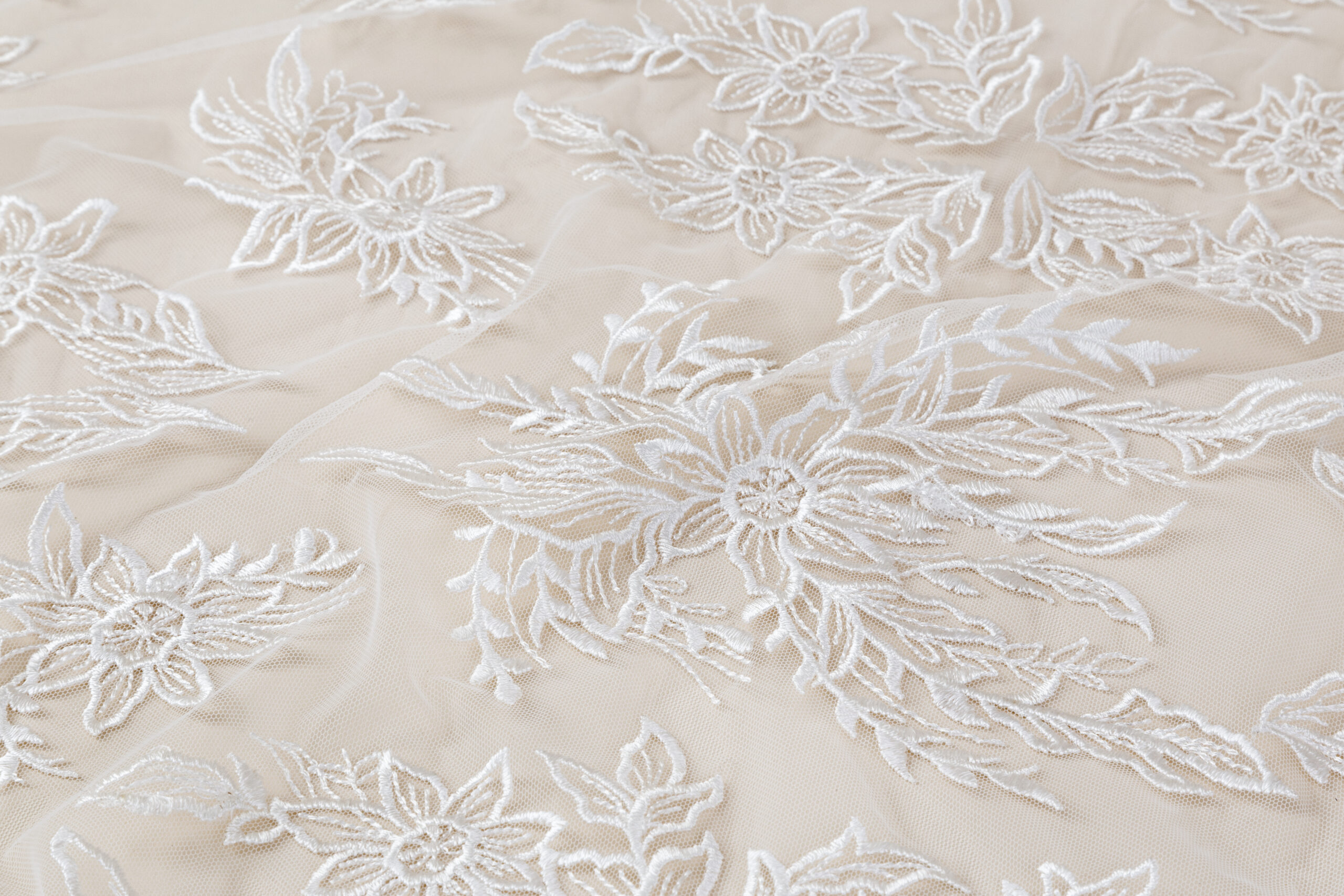 tulle_villandry_3951_off_white-scaled